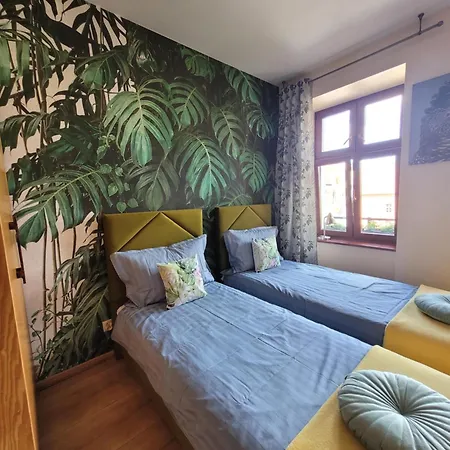 아파트 Tr 11 Nr 1 *